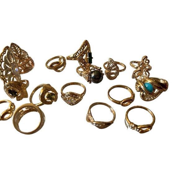 Jewelry  - Picture 8 of 16